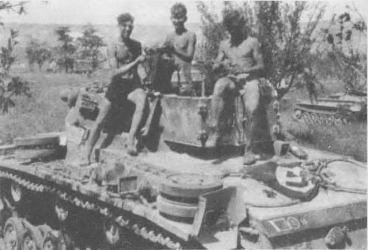 Иллюстрация к книге — Трагедии Севастопольской крепости [i_079.jpg]