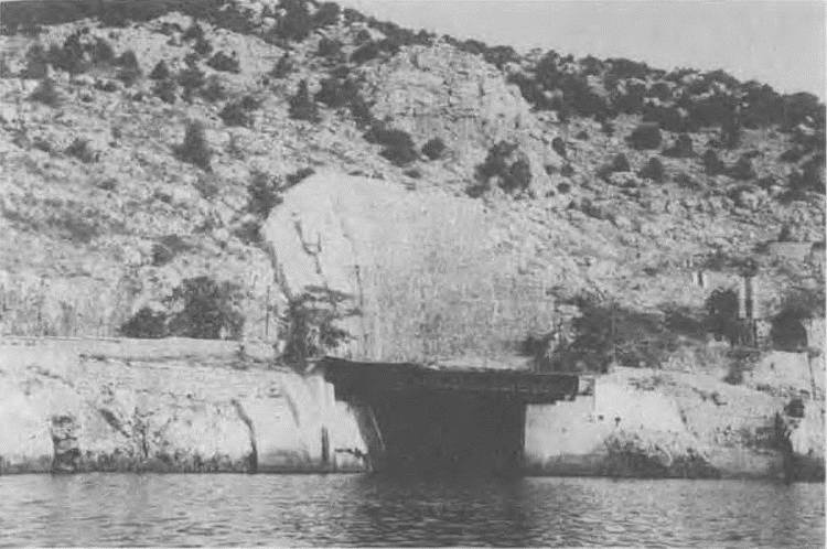 Иллюстрация к книге — Трагедии Севастопольской крепости [i_113.jpg]