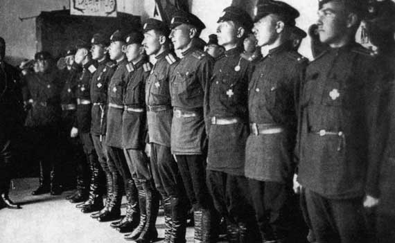 Иллюстрация к книге — Упущенный шанс Врангеля [i_021.jpg]