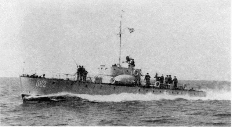 Иллюстрация к книге — Черноморский флот в трех войнах и трех революциях [i_071.jpg]