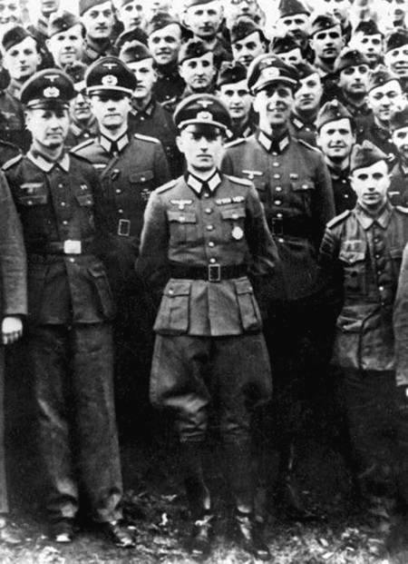 Иллюстрация к книге — Дожать Россию! Как осуществлялась Доктрина [i_002.jpg]