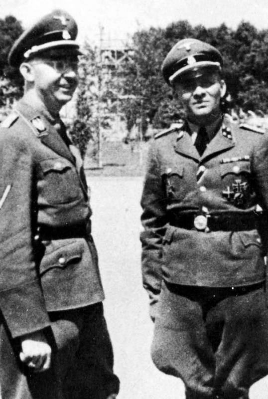 Иллюстрация к книге — Освенцим. Нацисты и &quot;окончательное решение еврейского вопроса&quot; [i_001.jpg]