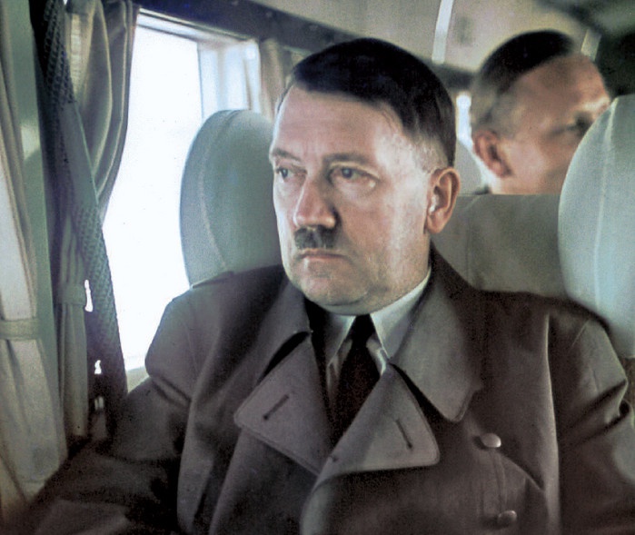 Иллюстрация к книге — Освенцим. Нацисты и &quot;окончательное решение еврейского вопроса&quot; [i_002.jpg]