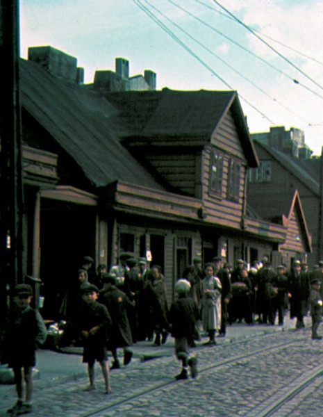 Иллюстрация к книге — Освенцим. Нацисты и &quot;окончательное решение еврейского вопроса&quot; [i_006.jpg]