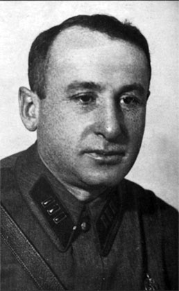 Иллюстрация к книге — "Смерть шпионам!" Военная контрразведка СМЕРШ в годы Великой Отечественной войны [i_010.jpg]