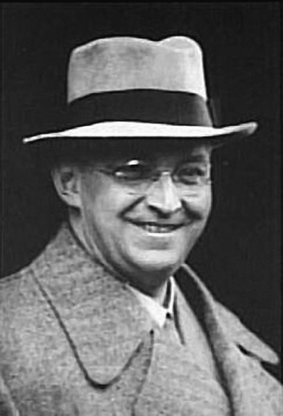 Иллюстрация к книге — Как Черчилль развязал Вторую Мировую. Главный виновник войны [i_011.jpg]