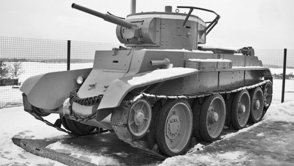 Иллюстрация к книге — Как Черчилль развязал Вторую Мировую. Главный виновник войны [i_042.jpg]