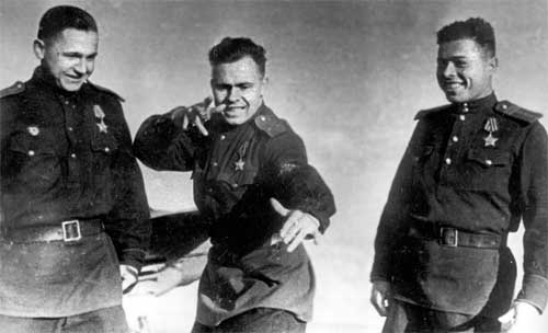 Иллюстрация к книге — Асы и пропаганда. Дутые победы Люфтваффе [i_075.jpg]