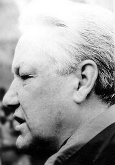 Иллюстрация к книге — Госбесы. Кровавая гэбня и &quot;живой труп&quot; [i_011.jpg]