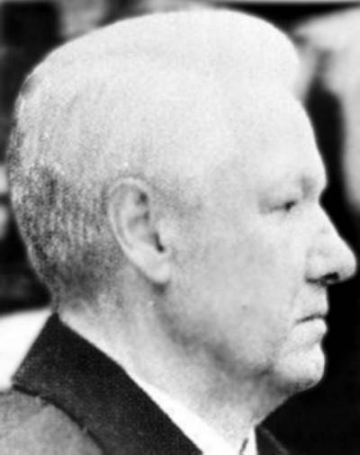 Иллюстрация к книге — Госбесы. Кровавая гэбня и &quot;живой труп&quot; [i_012.jpg]