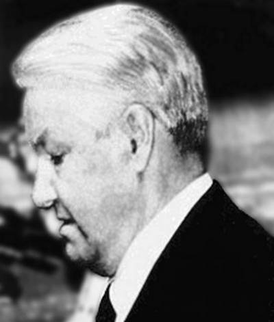 Иллюстрация к книге — Госбесы. Кровавая гэбня и &quot;живой труп&quot; [i_018.jpg]