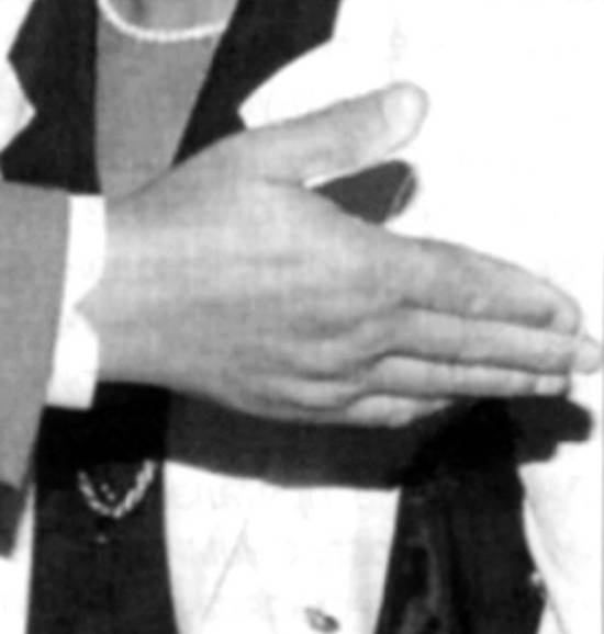 Иллюстрация к книге — Госбесы. Кровавая гэбня и &quot;живой труп&quot; [i_026.jpg]