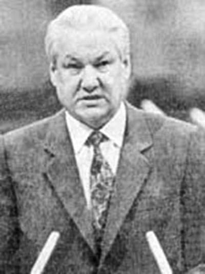 Иллюстрация к книге — Госбесы. Кровавая гэбня и &quot;живой труп&quot; [i_033.jpg]