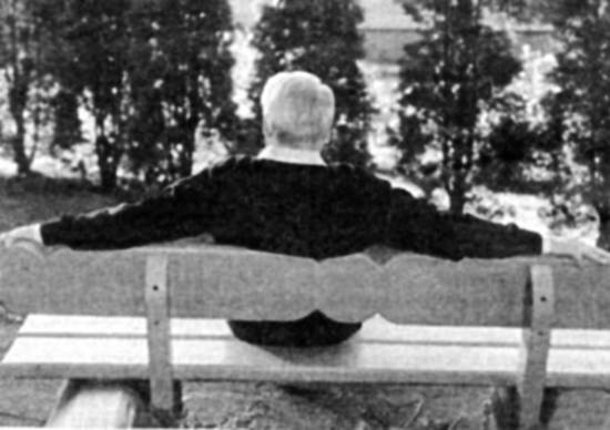 Иллюстрация к книге — Госбесы. Кровавая гэбня и &quot;живой труп&quot; [i_038.jpg]