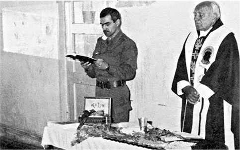 Иллюстрация к книге — Позор Кремля. Как Путин унижает Россию [Autogen_eBook_id7.jpg]