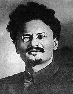 Иллюстрация к книге — Кто заставил Гитлера напасть на Сталина. Роковая ошибка Гитлера [i_005.jpg]