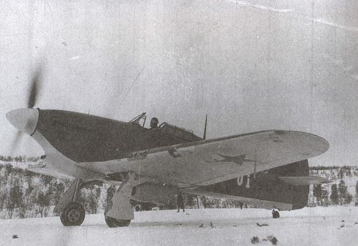 Иллюстрация к книге — Асы над тундрой. Воздушная война в Заполярье. 1941-1944 годы [i_005.jpg]