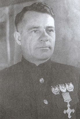 Иллюстрация к книге — Асы над тундрой. Воздушная война в Заполярье. 1941-1944 годы [i_009.jpg]