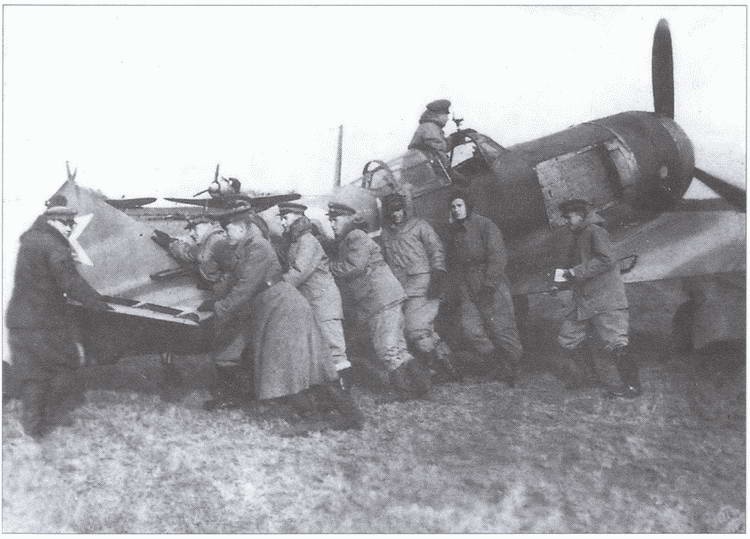 Иллюстрация к книге — Истребители на взлет! [i_045.jpg]