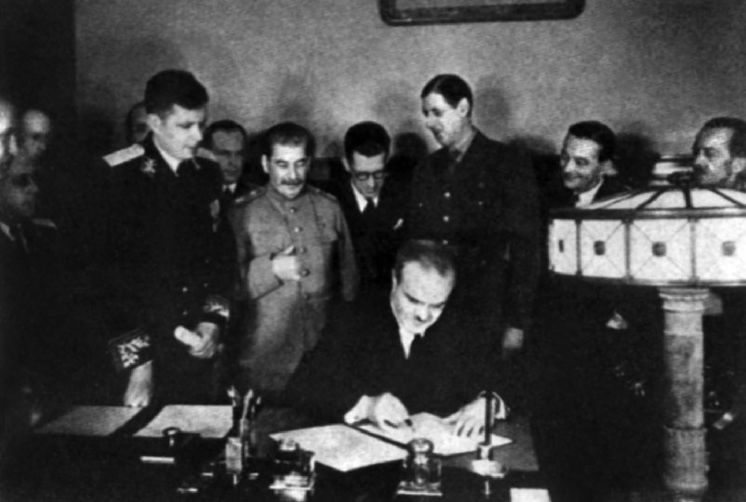 Иллюстрация к книге — Великий де Голль. &quot;Франция - это я!&quot; [vkladka1_img_31.jpg]