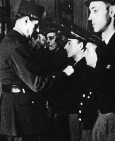 Иллюстрация к книге — Великий де Голль. &quot;Франция - это я!&quot; [vkladka1_img_32.jpg]