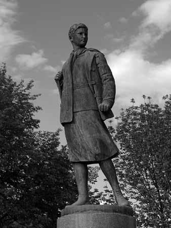 Иллюстрация к книге — Всемирная история в лицах [i_196.jpg]