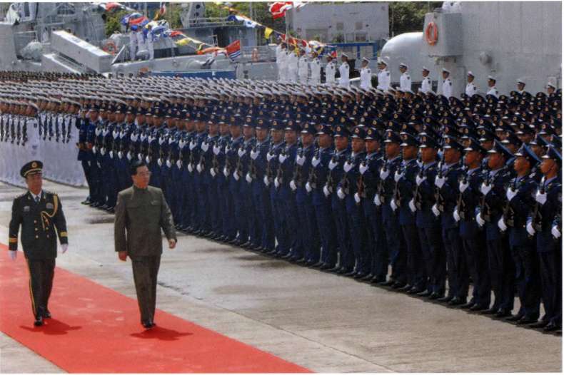 Иллюстрация к книге — Партия. Тайный мир коммунистических властителей Китая [i_002.jpg]