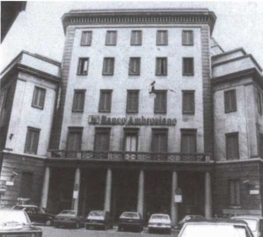 Иллюстрация к книге — Во имя Господа. Кто убил Папу Римского? [i_055.jpg]