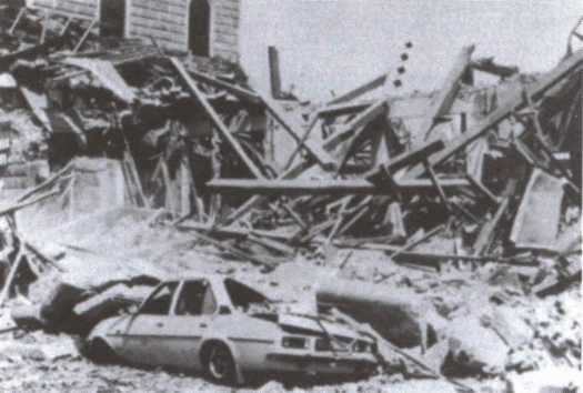 Иллюстрация к книге — Во имя Господа. Кто убил Папу Римского? [i_056.jpg]