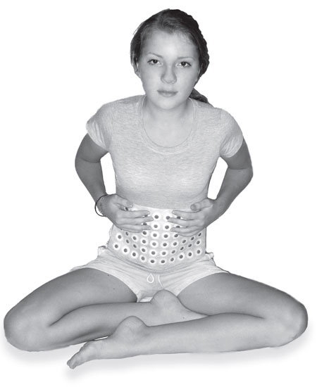 Иллюстрация к книге — Ипликатор Кузнецова. Избавление от боли в спине и шее [i_014.jpg]