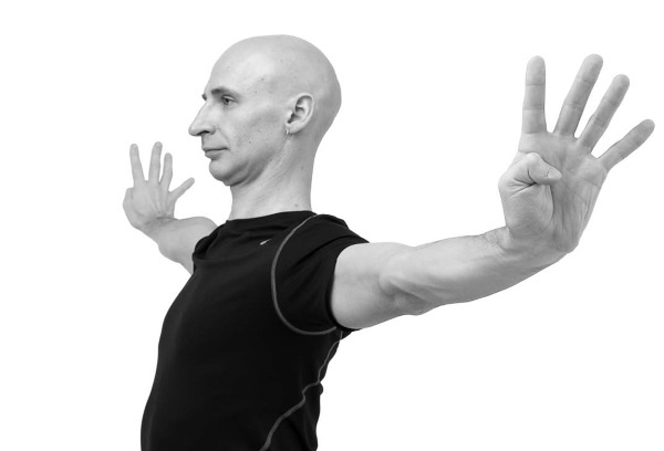 Иллюстрация к книге — Йогатерапия. Практическое руководство [i_105.jpg]