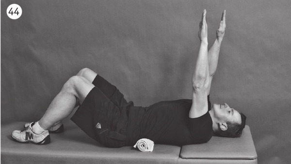 Иллюстрация к книге — Позвоночник без боли. Курс изометрической гимнастики [i_053.jpg]