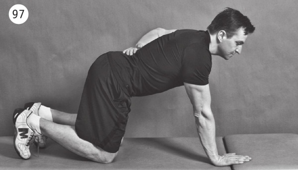 Иллюстрация к книге — Позвоночник без боли. Курс изометрической гимнастики [i_106.jpg]