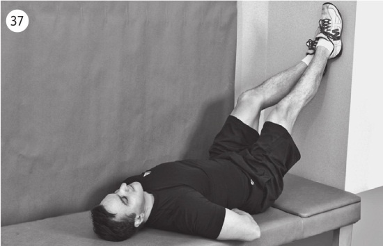 Иллюстрация к книге — Суставы без боли. Курс изометрической гимнастики [i_050.jpg]