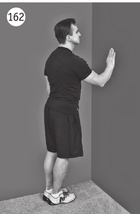 Иллюстрация к книге — Суставы без боли. Курс изометрической гимнастики [i_178.jpg]