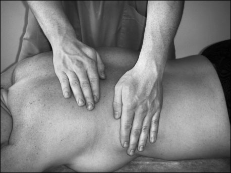 Иллюстрация к книге — Массаж от классики до экзотики. Полная энциклопедия систем, видов, техник, методик [i_052.jpg]