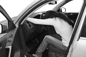 Иллюстрация к книге — Упражнения для позвоночника. Для тех, кто в пути [i_012.jpg]