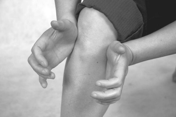 Иллюстрация к книге — Экстренная помощь при травмах, болевых шоках и воспалениях. Опыт работы в чрезвычайных ситуациях [_056f.jpg]