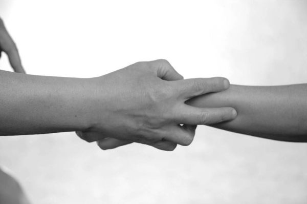 Иллюстрация к книге — Экстренная помощь при травмах, болевых шоках и воспалениях. Опыт работы в чрезвычайных ситуациях [_064_2f.jpg]