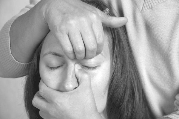 Иллюстрация к книге — Экстренная помощь при травмах, болевых шоках и воспалениях. Опыт работы в чрезвычайных ситуациях [_136f.jpg]