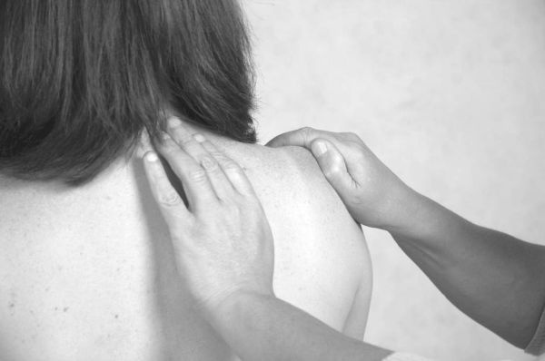 Иллюстрация к книге — Экстренная помощь при травмах, болевых шоках и воспалениях. Опыт работы в чрезвычайных ситуациях [_152f.jpg]