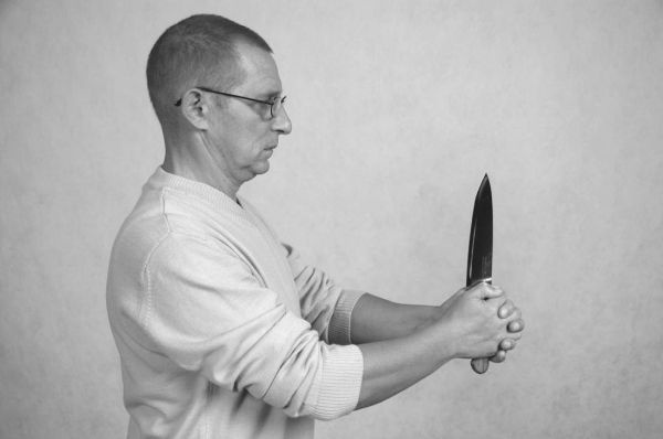 Иллюстрация к книге — Экстренная помощь при травмах, болевых шоках и воспалениях. Опыт работы в чрезвычайных ситуациях [_210_2f.jpg]