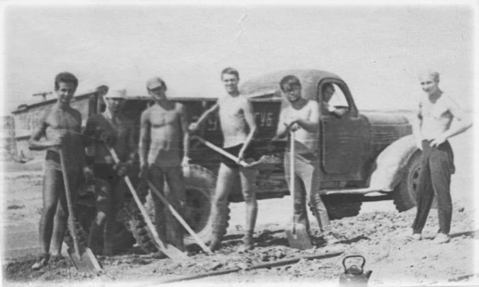 Иллюстрация к книге — Странник и его страна [_016.jpg]