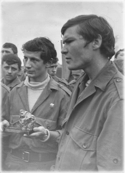 Иллюстрация к книге — Странник и его страна [_032.jpg]