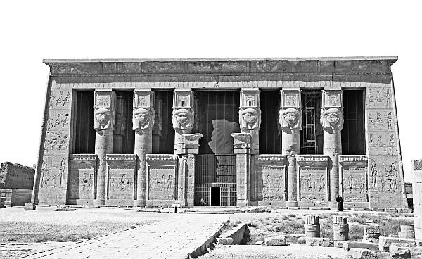 Иллюстрация к книге — Великие тайны Вселенной. От древних цивилизаций до наших дней [_10.jpg]