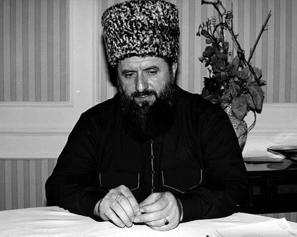 Иллюстрация к книге — Чеченский капкан. Между предательством и героизмом [i_002.jpg]