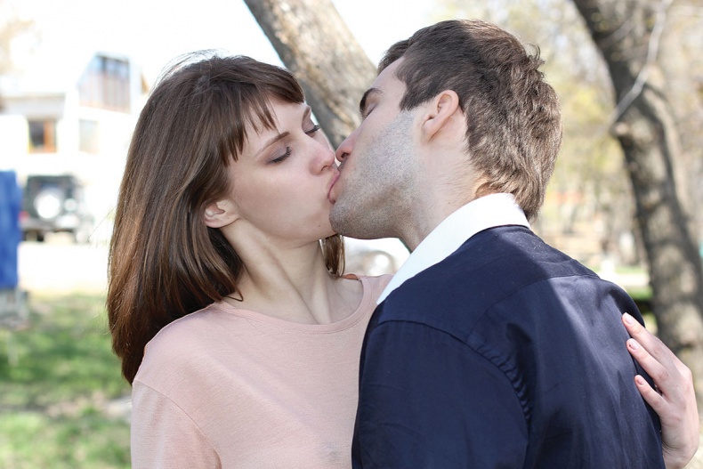 Иллюстрация к книге — Как правильно целоваться. Лучшее руководство по искусству поцелуев [i_093.jpg]