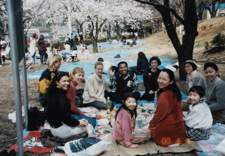 Иллюстрация к книге — Обратная сторона Японии [_39.jpg]