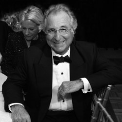 Иллюстрация к книге — Все лгут. Как выявить обман по мимике и жестам [i_040.jpg]