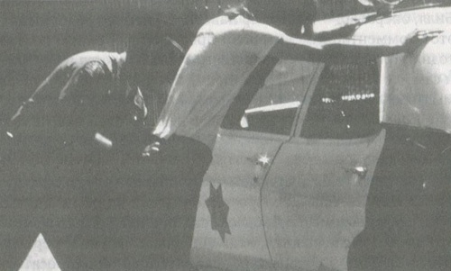 Иллюстрация к книге — Эффект Люцифера. Почему хорошие люди превращаются в злодеев [i_002.jpg]